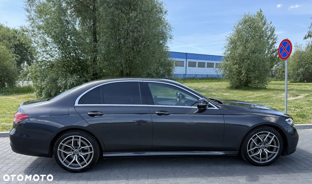 Mercedes-Benz Klasa E 220 d 4-Matic AMG - 9