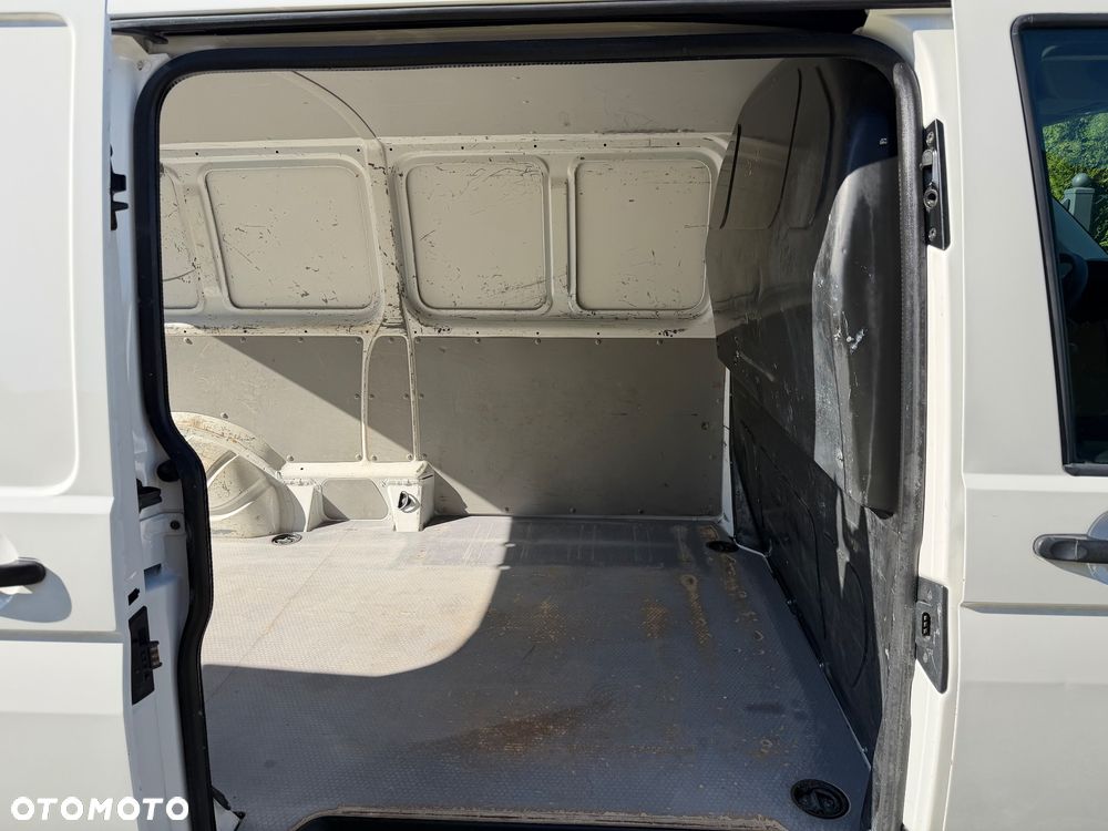 Volkswagen Transporter - 17