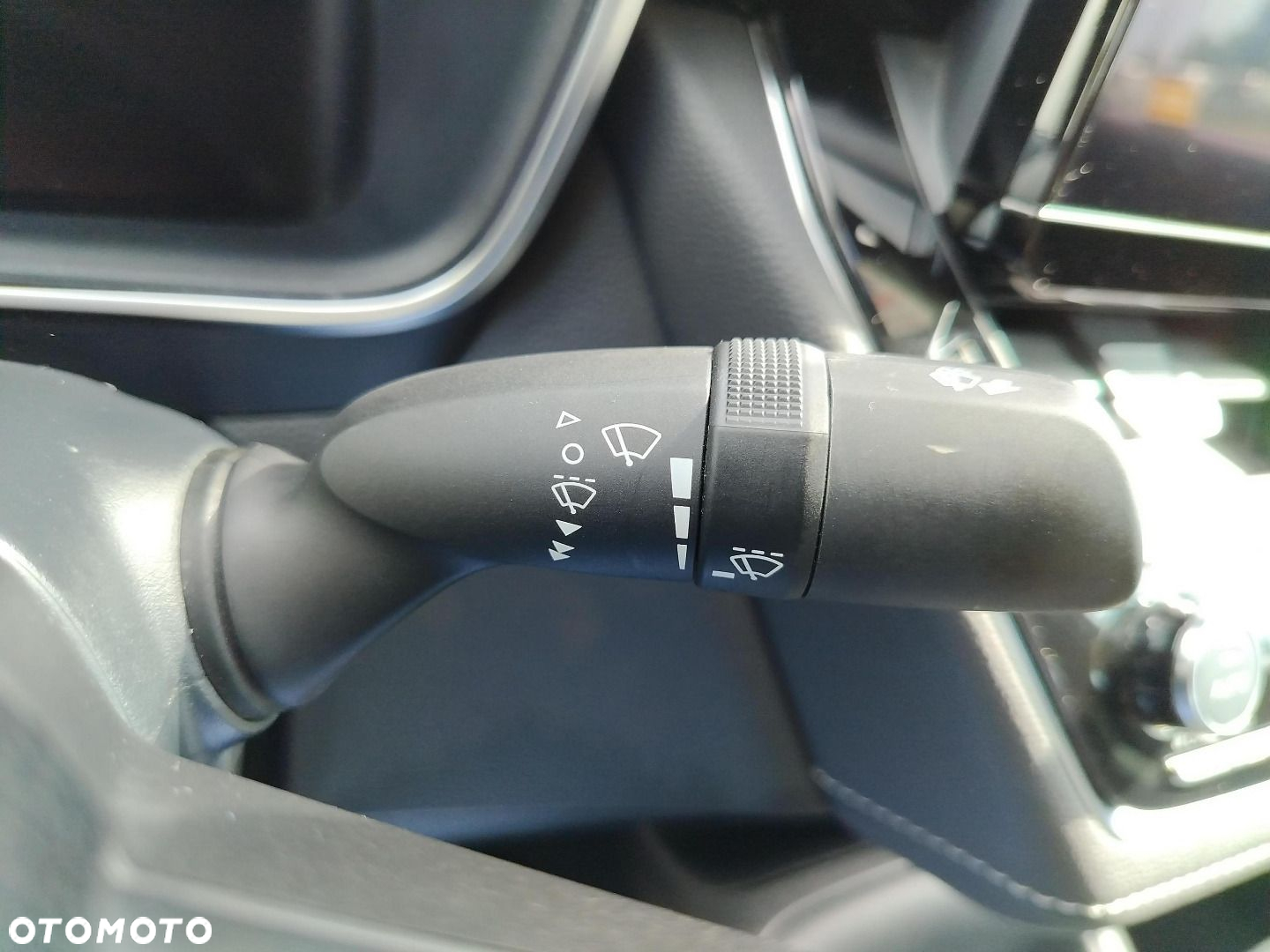 Toyota Corolla - 14