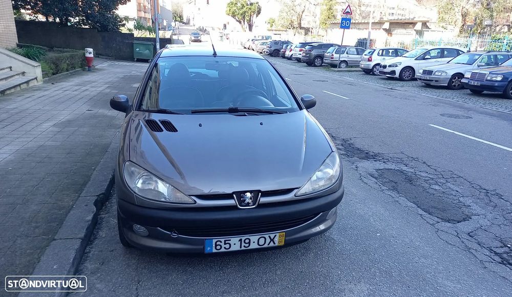 Peugeot 206 2.0 HDi XT - 7