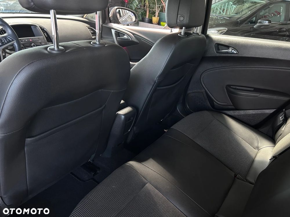 Opel Astra 1.4 T Cosmo S&S EU6 - 14