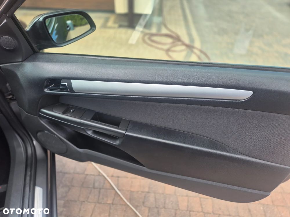 Opel Astra 1.6 Innovation 110 Jahre - 25