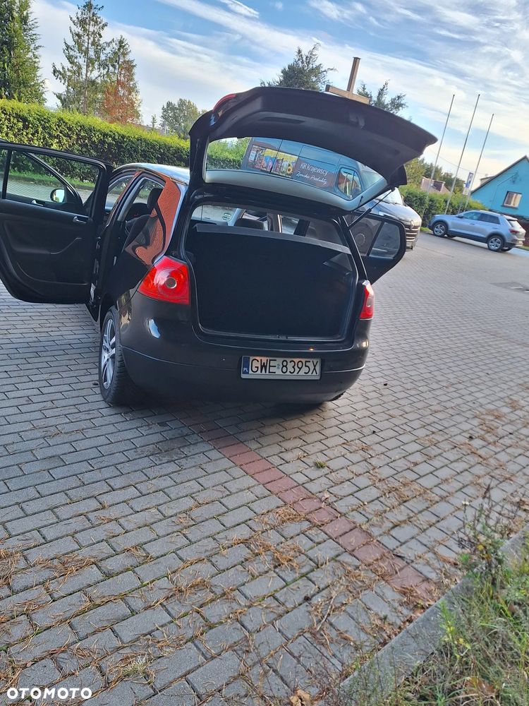 Volkswagen Golf 1.6 Tour Edition - 34