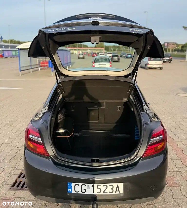 Opel Insignia - 17