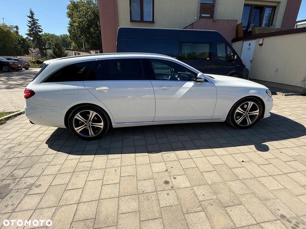 Mercedes-Benz Klasa E 220 d 4-Matic Business Edition 9G-TRONIC - 5