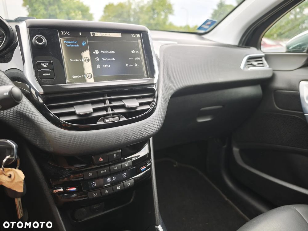 Peugeot 2008 BlueHDi FAP 120 STOP & START Allure - 34