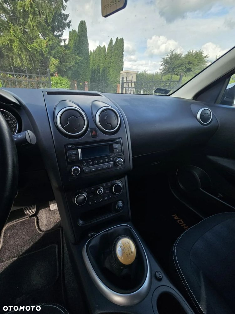 Nissan Qashqai - 8