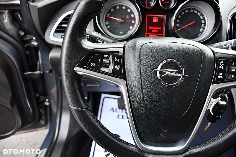 Opel Astra 1.4 Turbo Cosmo - 14