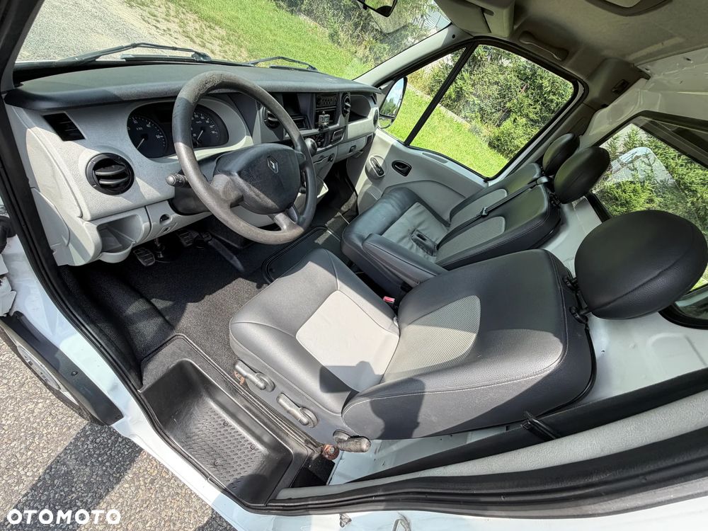 Renault Master * 2.5 / 120KM * L1H1 * Furgon / Blaszak * - 30