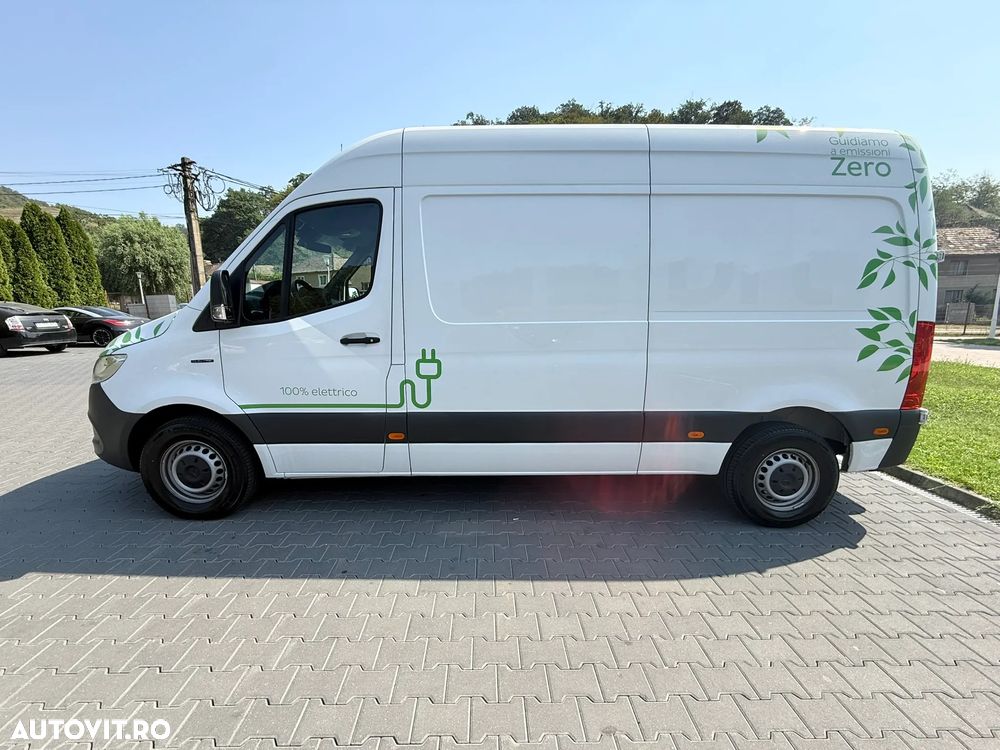 Mercedes-Benz eSprinter - 5
