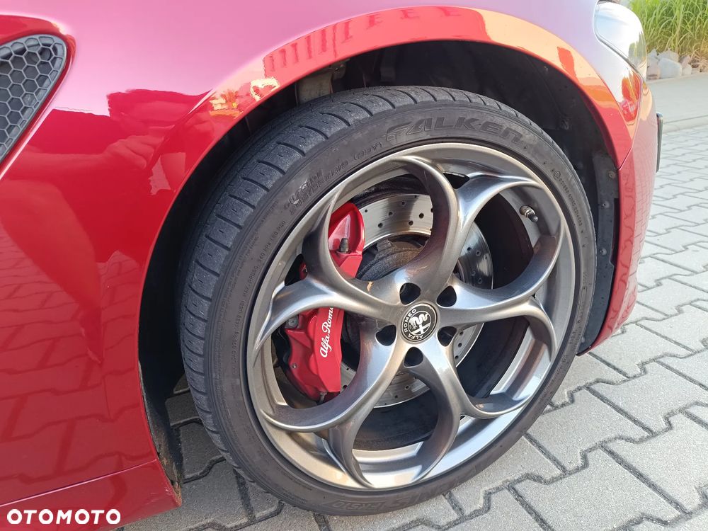 Alfa Romeo Giulia 2.9 Bi Turbo V6 Quadrifoglio - 18