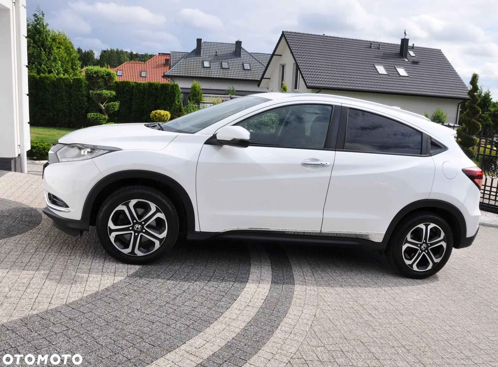 Honda HR-V 1.5 Executive (ADAS) CVT - 6