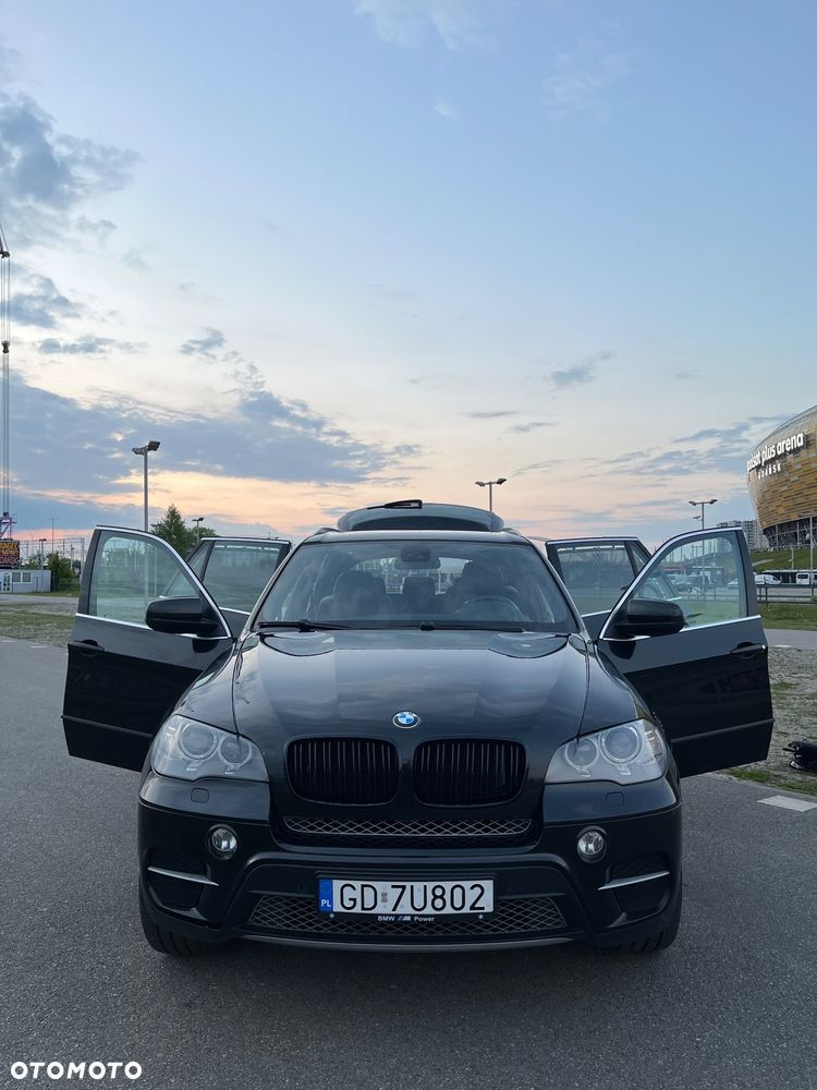 BMW X5 xDrive40d - 27