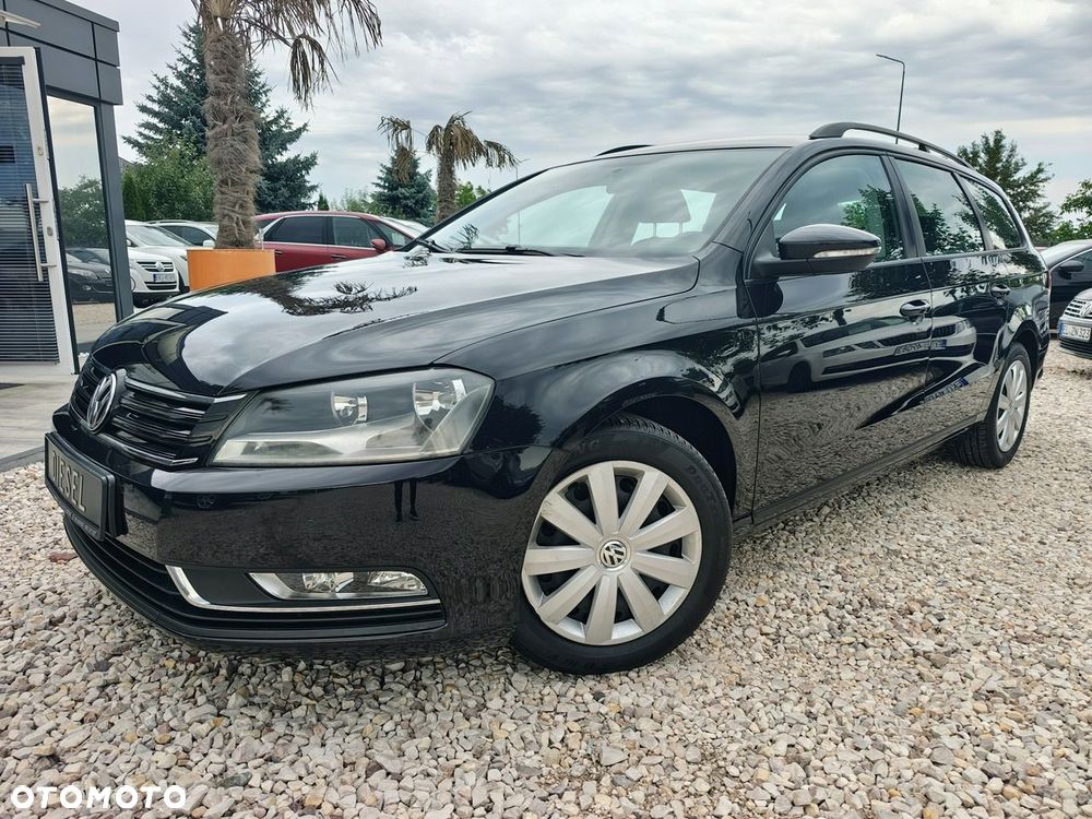 Volkswagen Passat - 12