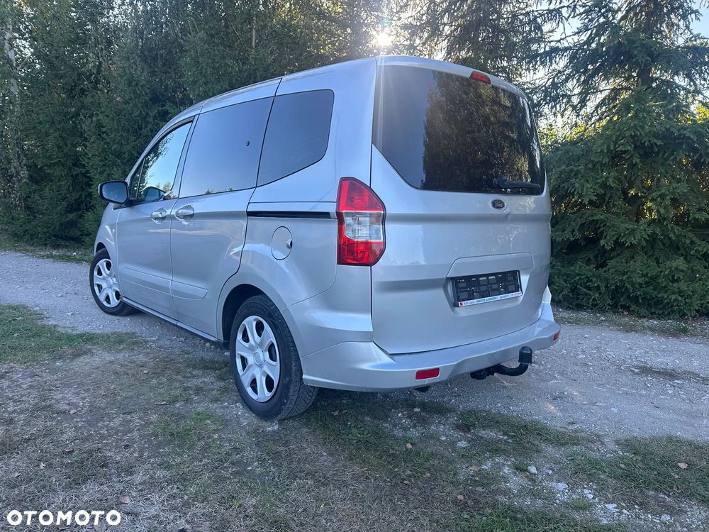Ford Tourneo Courier 1.5 TDCi S&S Trend - 3