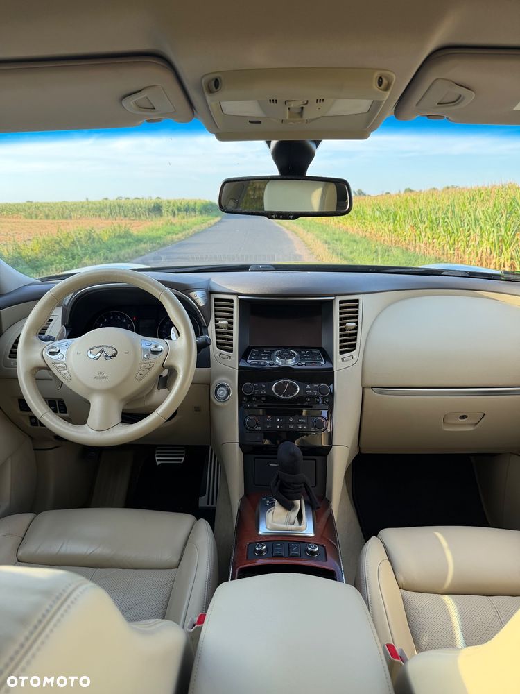 Infiniti QX70 3.7 S Premium EU6 - 15