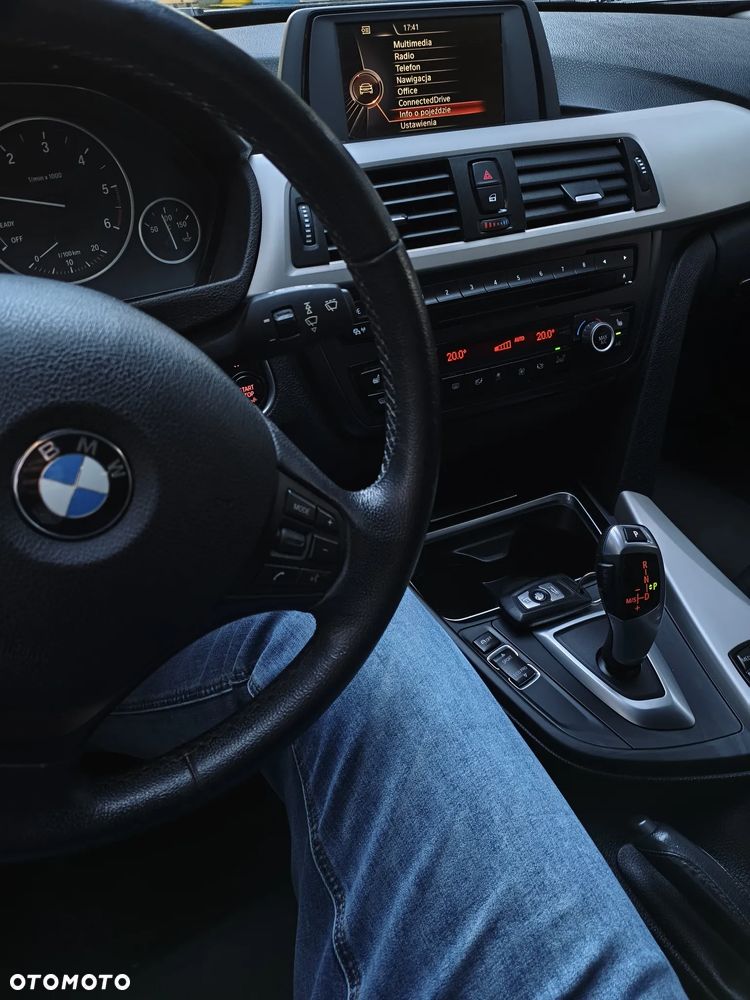BMW Seria 3 - 29