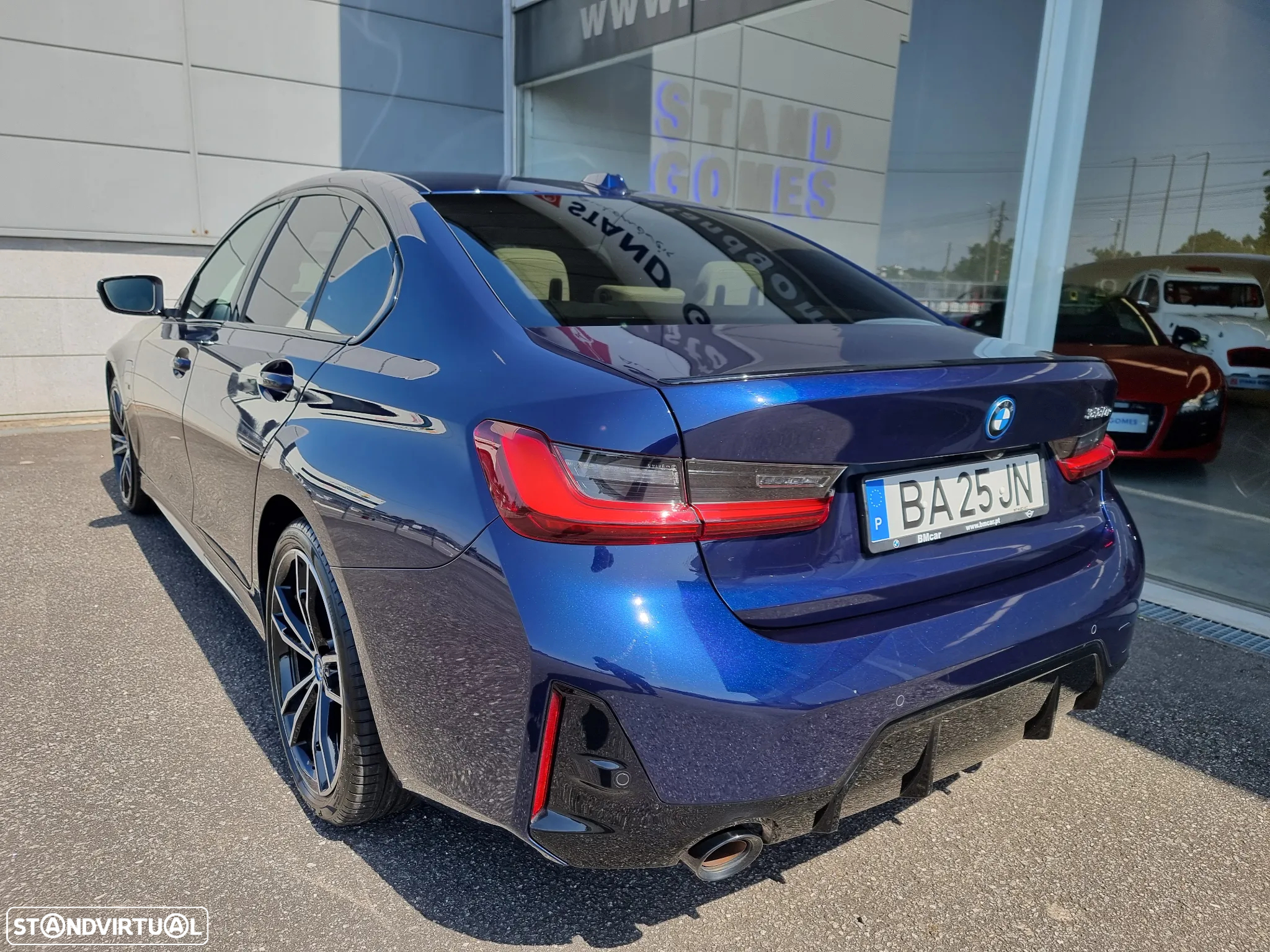 BMW 330 e Pack Desportivo M Auto - 5