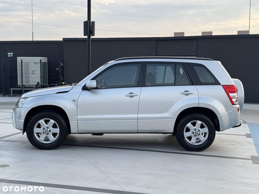 Suzuki Grand Vitara 2.0 Comfort - 5