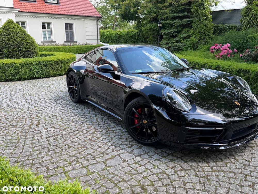 Porsche 911 Carrera S - 4