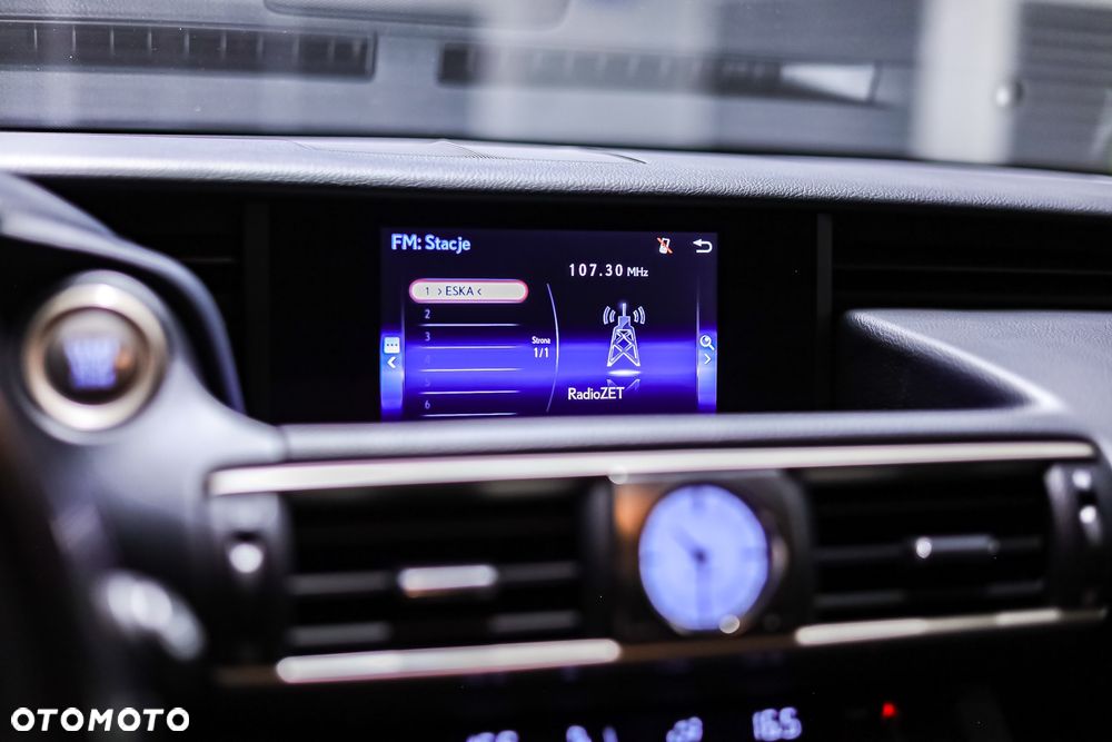 Lexus IS 200t / 300 Elegance - 29