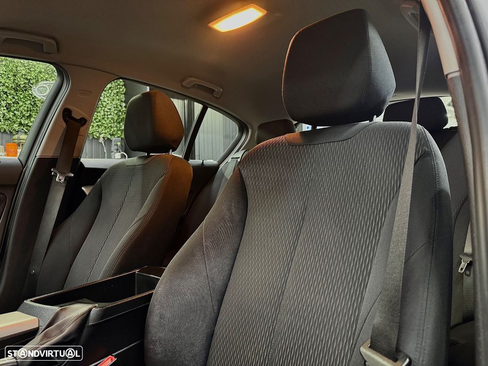 BMW 114 d Line Sport - 16