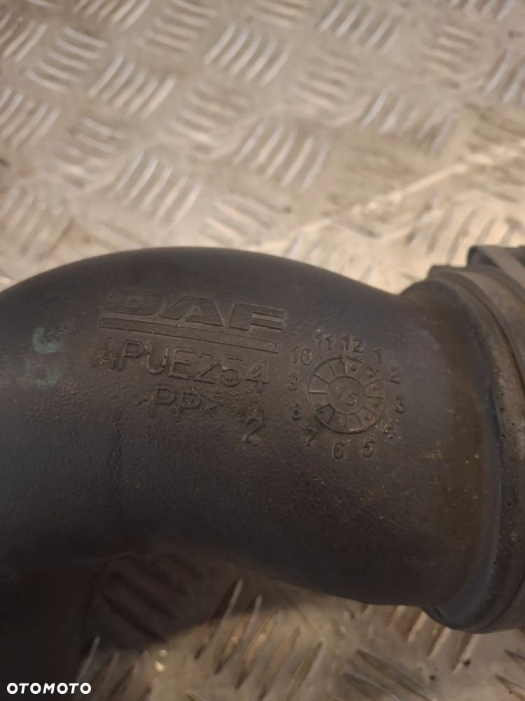 RURA DOLOTU POWIETRZA 17,5 8 SZPILEK DAF LF 220 EURO 6 - 2