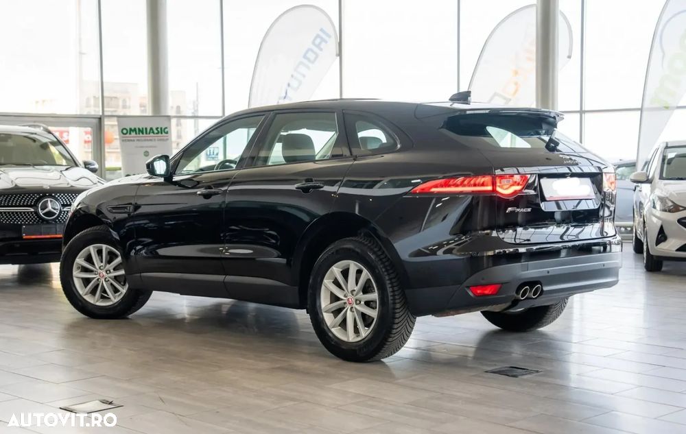 Jaguar F-Pace ver-20d-awd-portfolio - 1