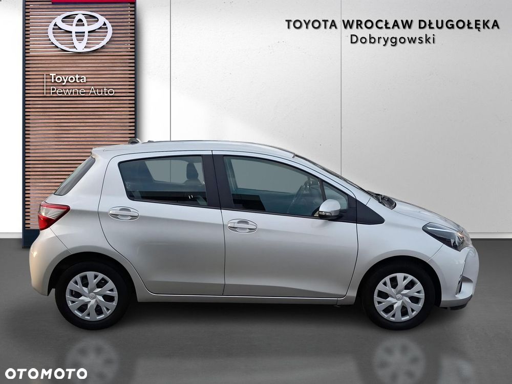 Toyota Yaris 1.5 Premium CVT - 8