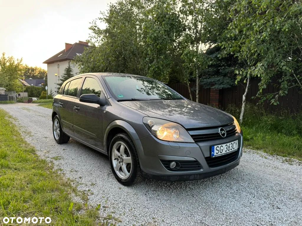 Opel Astra 1.8 Enjoy - 1