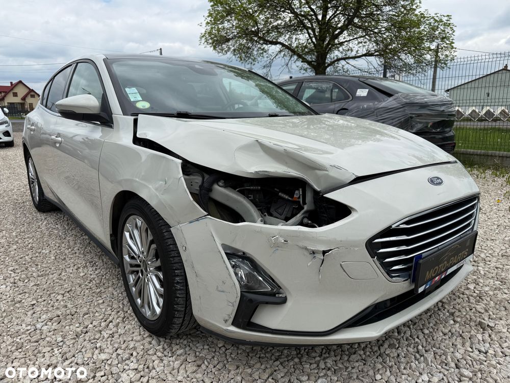 Ford Focus - 8