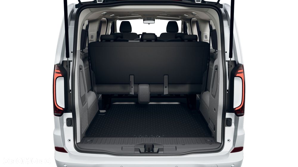 Volkswagen Caravelle - 9