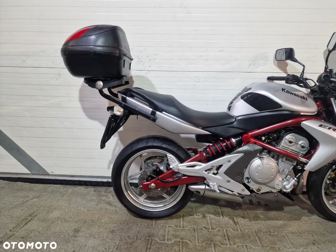 Kawasaki ER - 19