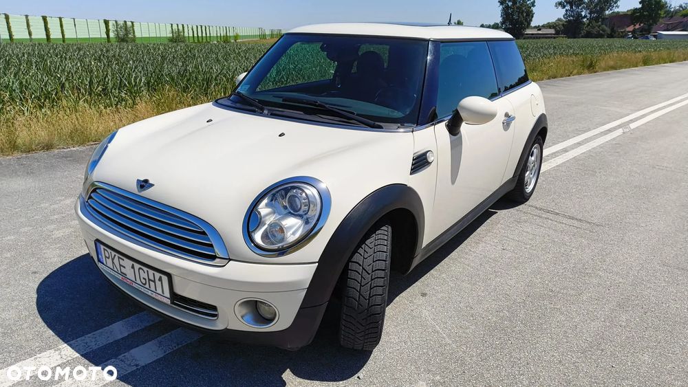 MINI Cooper Standard - 8