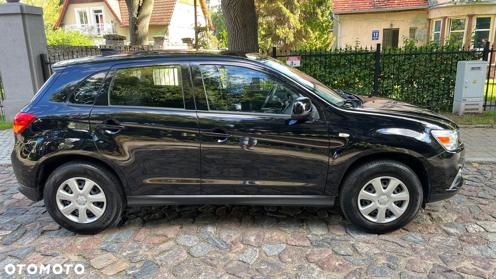 Mitsubishi ASX 1.6 Inform - 10