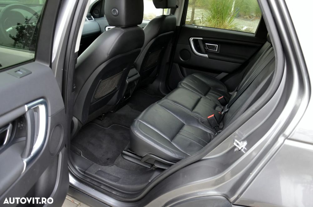 Land Rover Discovery Sport - 16