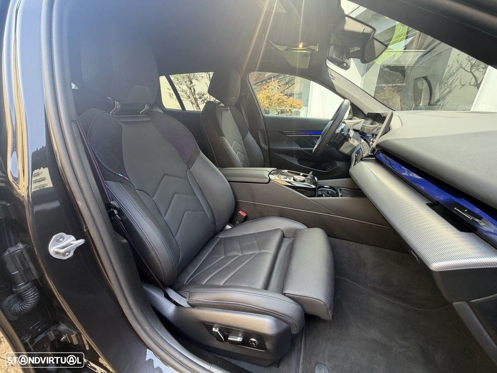 BMW 530 e Pack Desportivo M Pro - 28