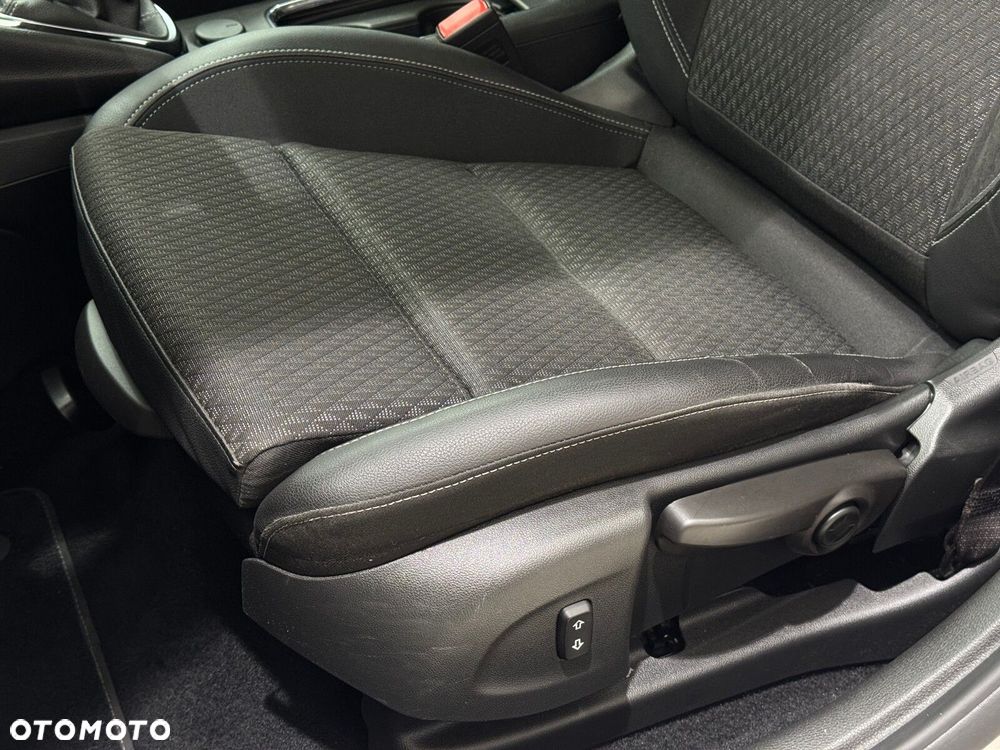 Opel Astra V 1.4 T GPF Elite - 11