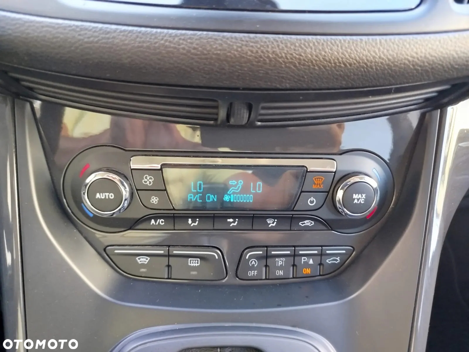 Ford Kuga 2.0 TDCi 4x4 Individual - 21