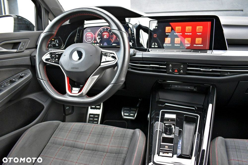 Volkswagen Golf 2.0 TSI GTI DSG - 17