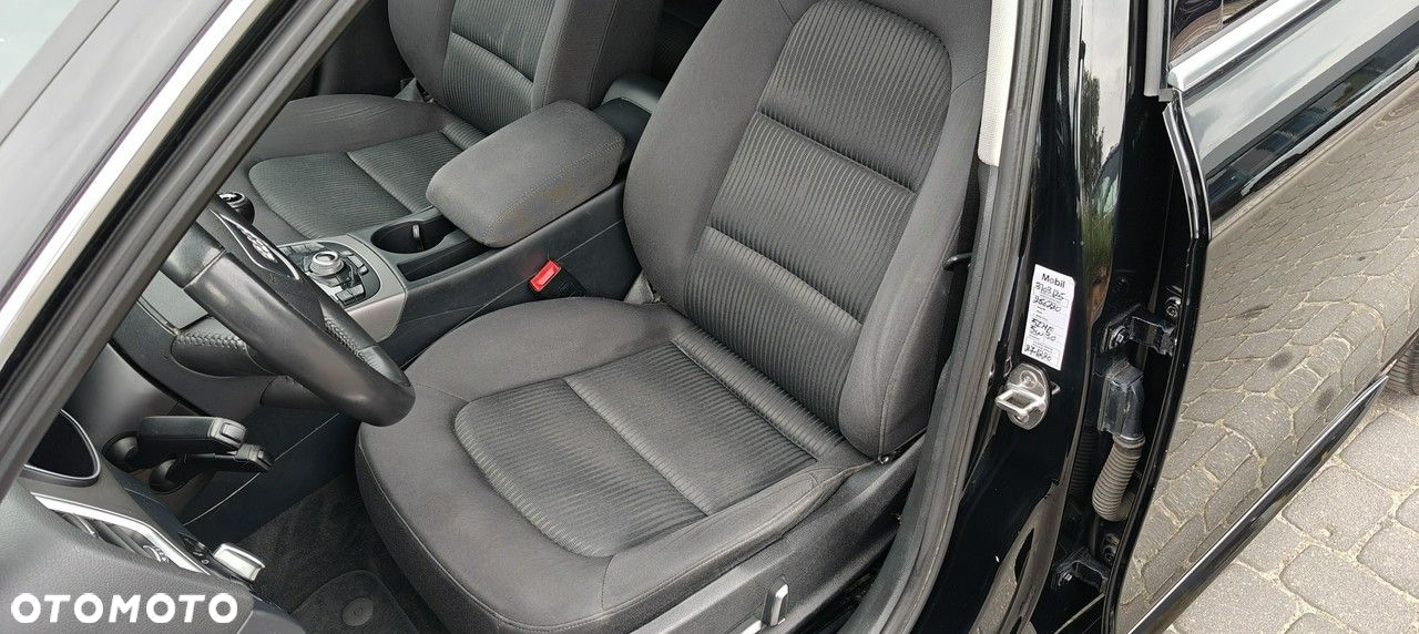 Audi A4 Avant 2.0 TDI ultra DPF Attraction - 6
