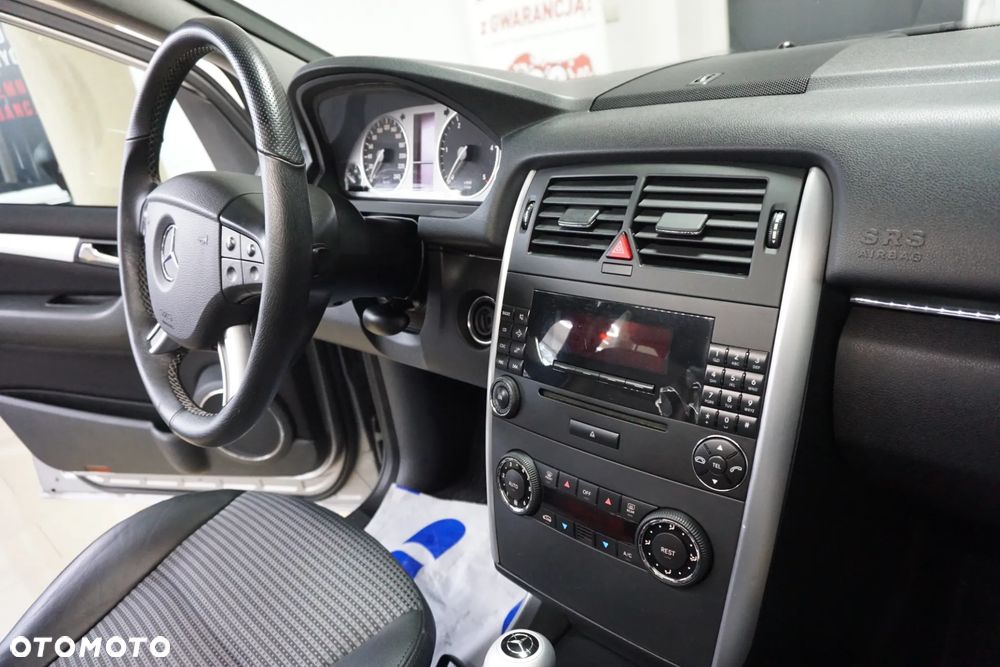 Mercedes-Benz Klasa B 200 CDI Autotronic - 30