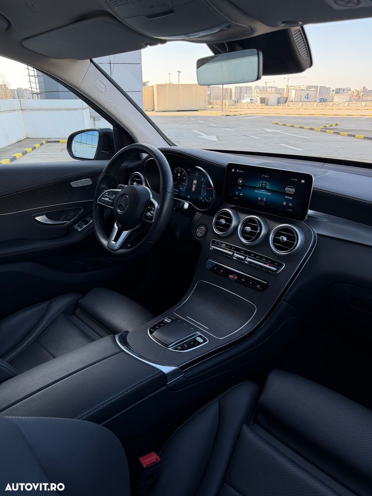 Mercedes-Benz GLC 220 d 4MATIC 9G-TRONIC - 29