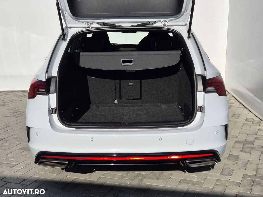 Skoda Octavia Combi 2.0 TDI DSG 4x4 RS - 28