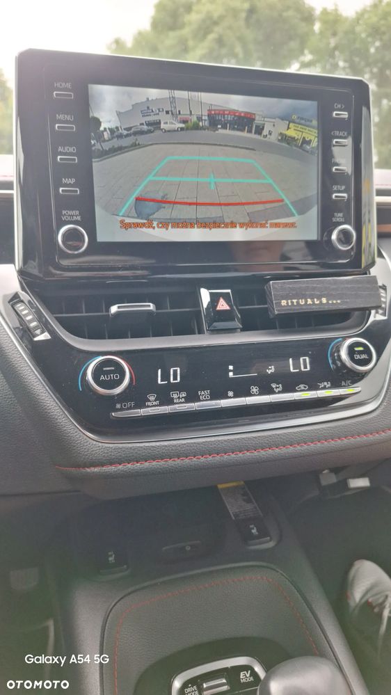 Toyota Corolla 2.0 Hybrid Selection - 20