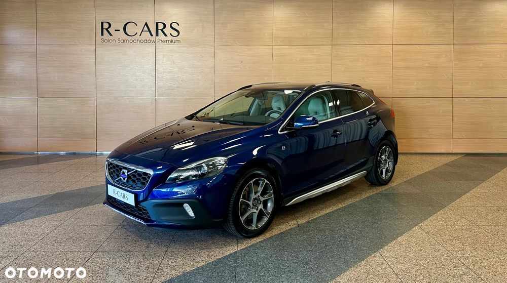 Volvo V40 Cross Country T3 Drive-E Ocean Race - 4