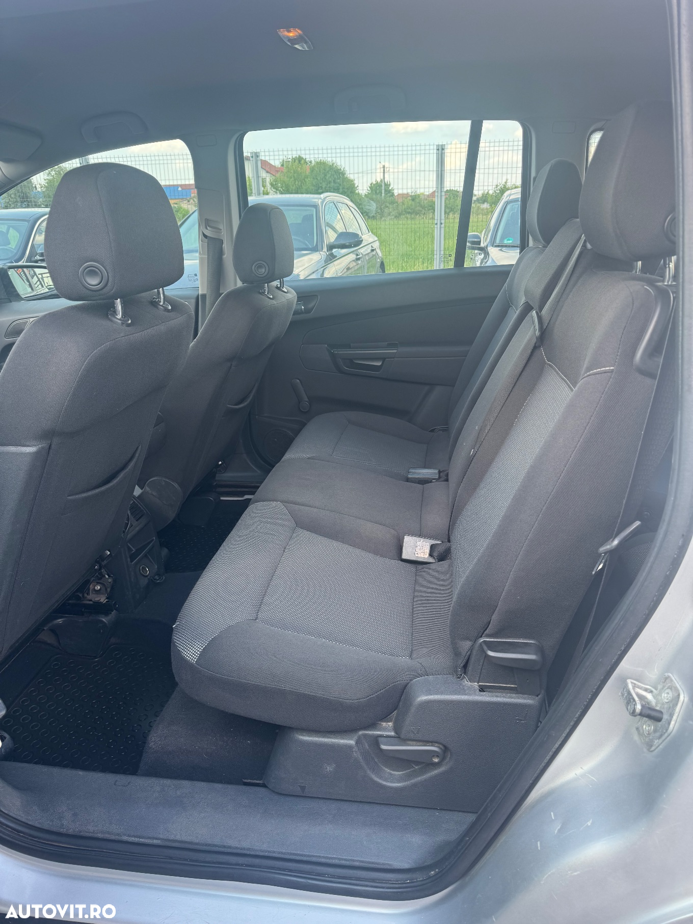 Opel Zafira 1.6 Edition - 6