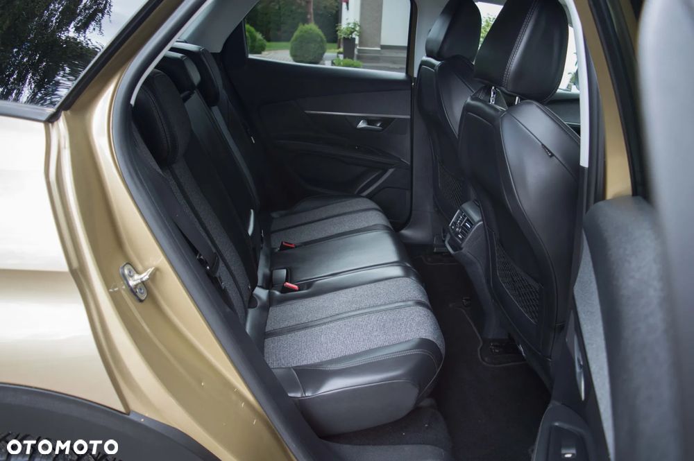 Peugeot 3008 2.0 HDi Allure - 32