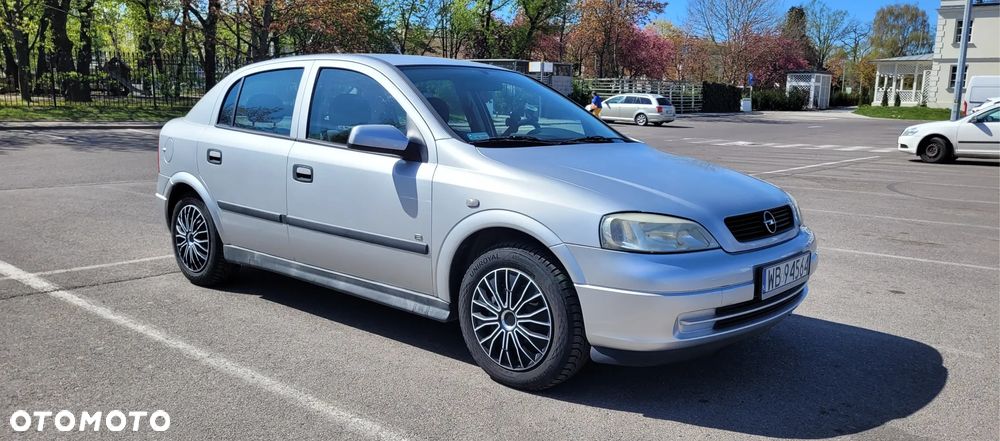 Opel Astra 1.4 - 1