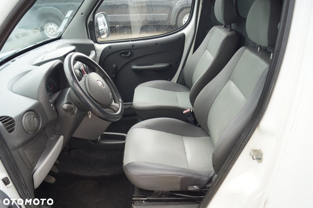 Fiat Doblo - 17